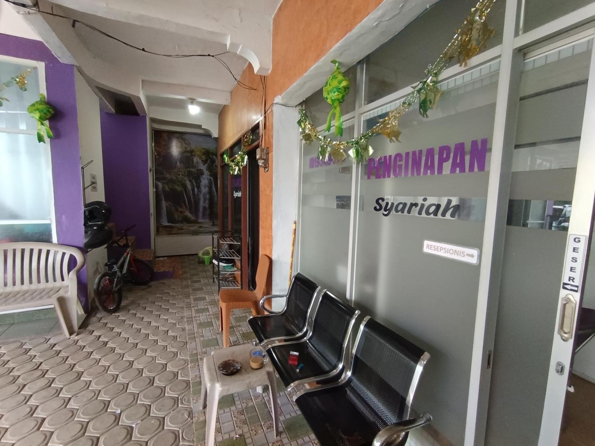 Penginapan Violet Doorz Syariah Banjarbaru Bagian luar foto